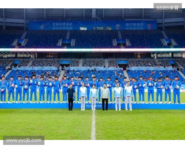 卫报:道曼全家都是阿森纳球迷,因此坚定选择加盟阿森纳青训